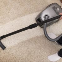 Vaccum cleaning