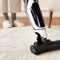 Vaccum cleaning