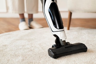 Vaccum cleaning